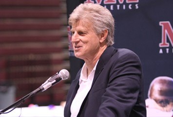 In 18 seasons as a head coach, Mumme has a record of 108-102-1 and has taken teams to the postseason seven times.