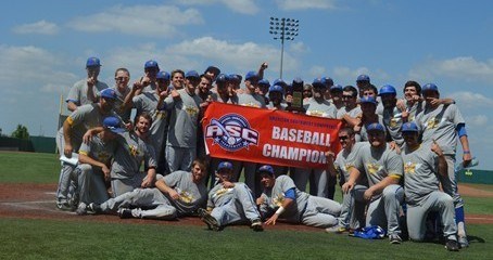 LETU_2014_ASC_BB_Champions