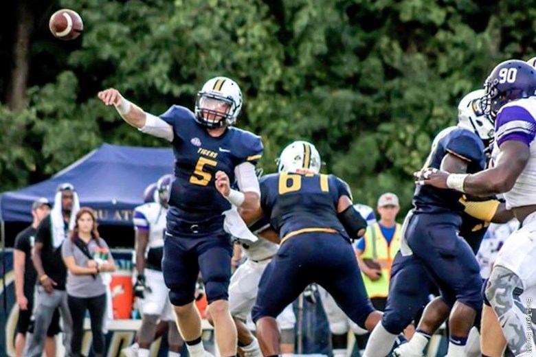 ETBU_FB_Dru_Smith